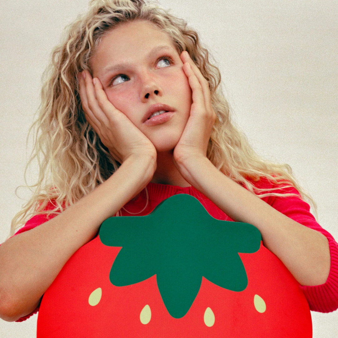 rhode strawberry glaze lip treatment